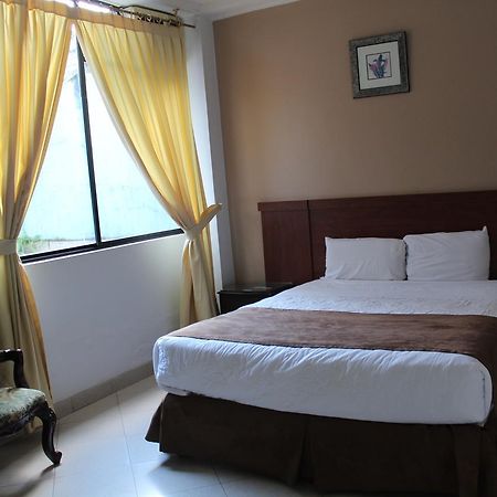 Hotel Christian Palace Tena Luaran gambar